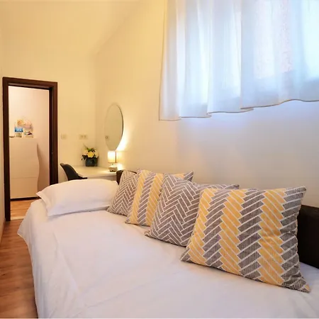Kolombo Lux *